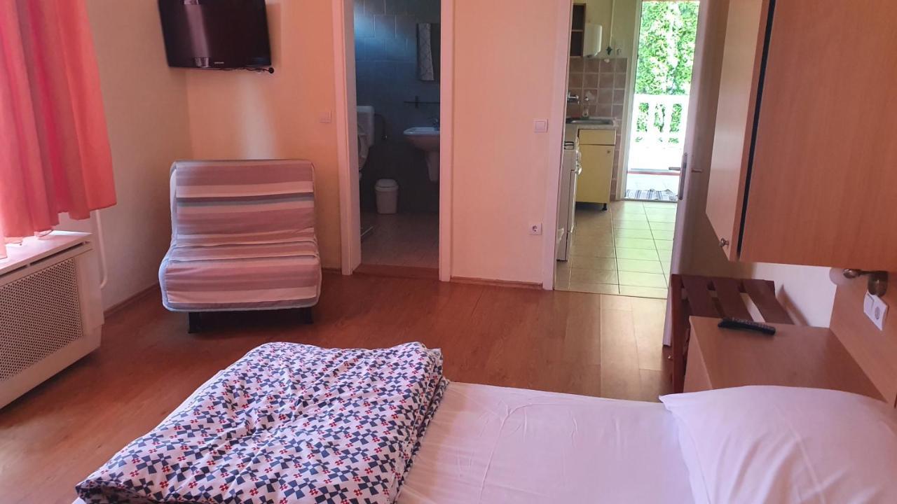 Sunshine Sh Apartmanhaz Διαμέρισμα Zamárdi Εξωτερικό φωτογραφία