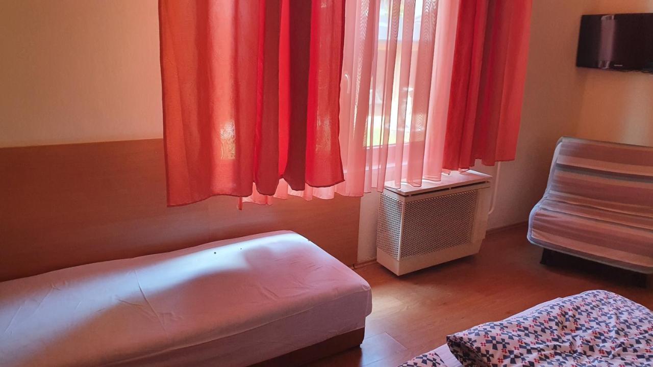 Sunshine Sh Apartmanhaz Διαμέρισμα Zamárdi Εξωτερικό φωτογραφία